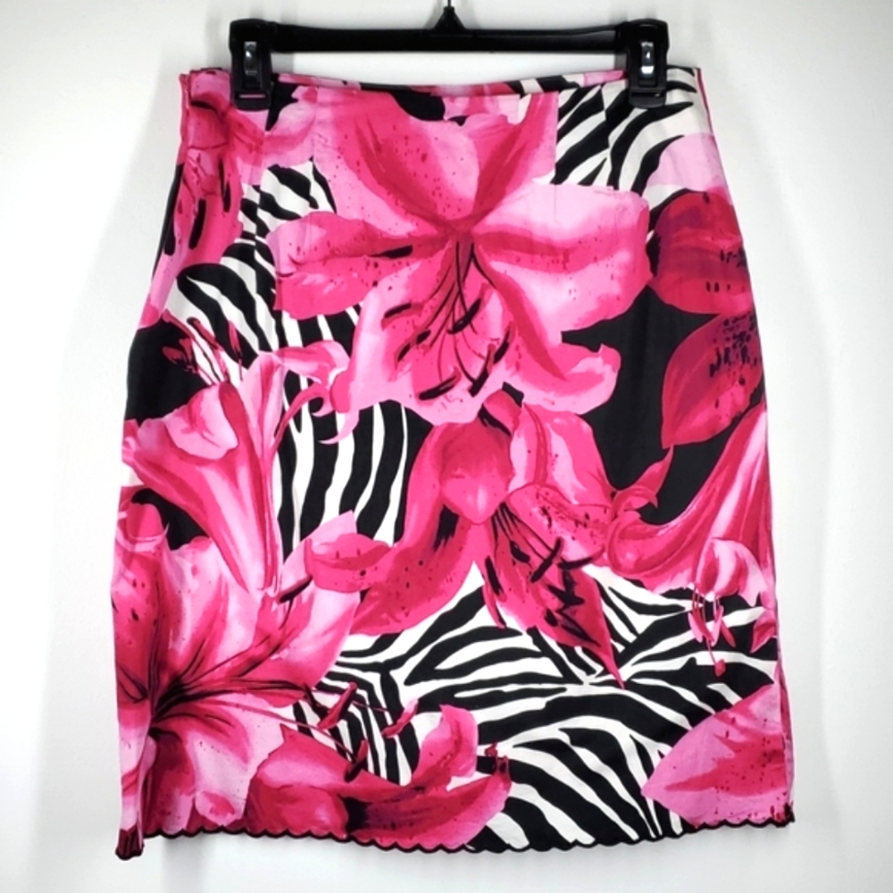 Olivia & Grace Pink Lily Zebra Print Mini Skirt Floral Animal Print Size 8 NWOT - Picture 5 of 13